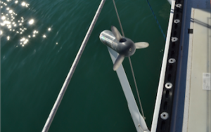Hydrogenerator propellor, out of the water while docked